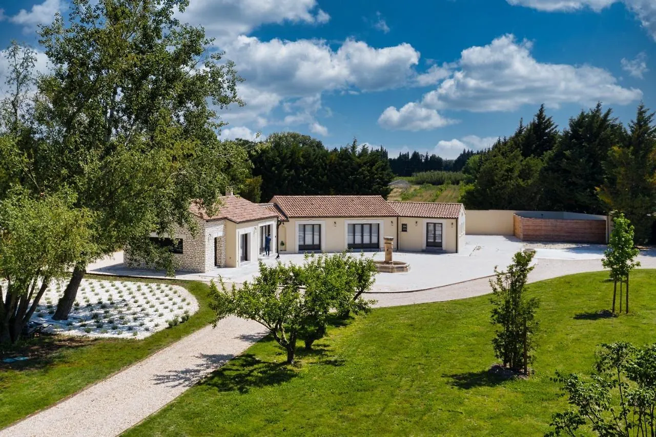 L'Insoupconnee Saint Remy De Provence Hotell Noves Pensionat