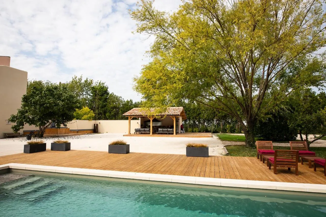 L'Insoupconnee Saint Remy De Provence Hotel Noves